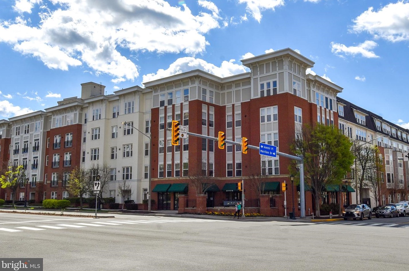 2655 Prosperity Ave #224, Fairfax, VA 22031