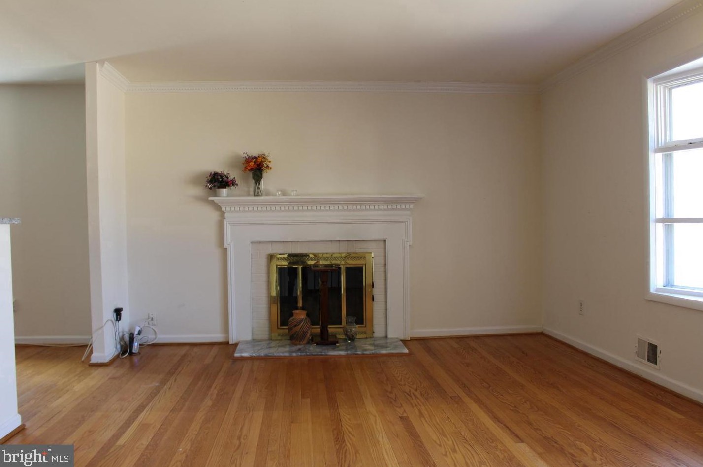 6433 Downing Ct, Annandale, VA 22003