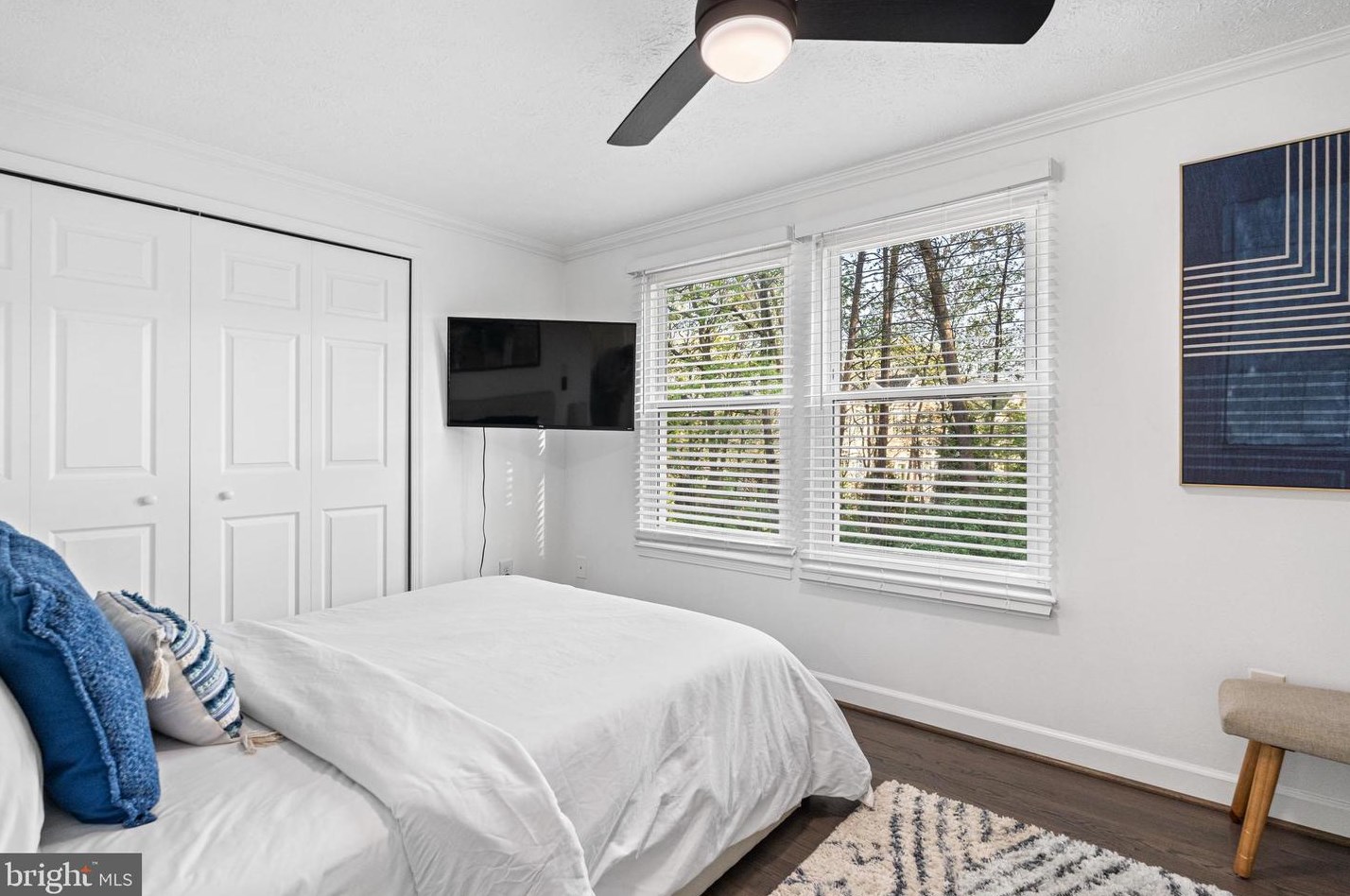 14605 Olde Kent Rd, Centreville VA  20120-2849 exterior