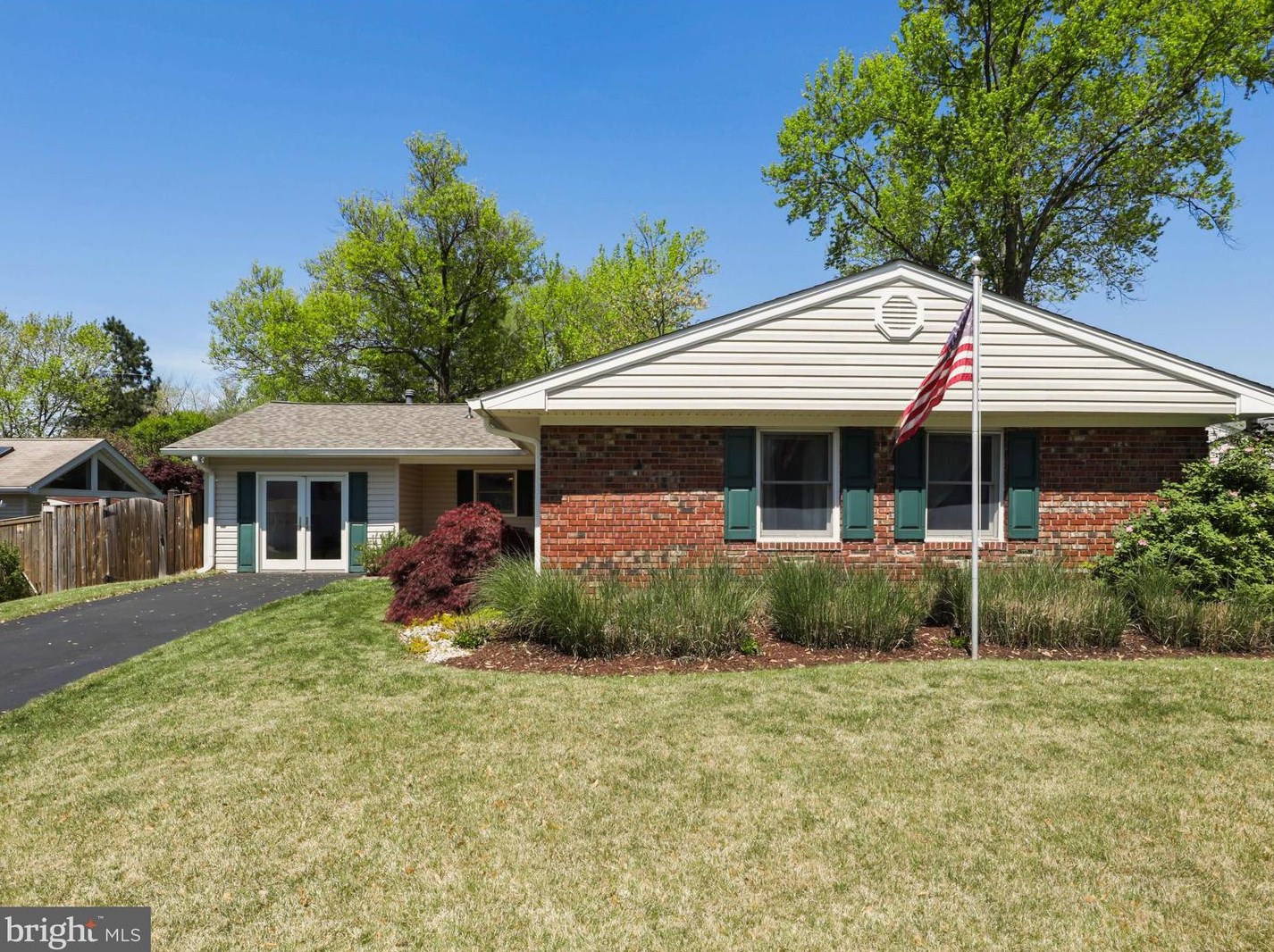 13221 Parson Ln, Fairfax, VA 22033