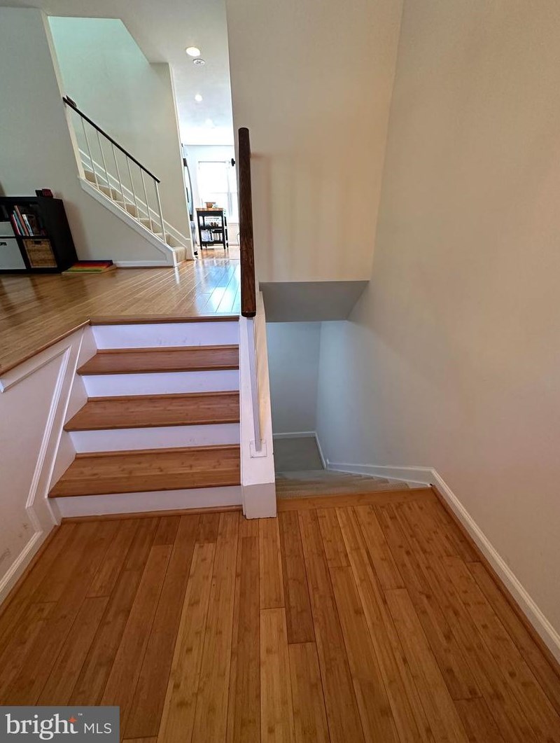 7740 Asterella Ct, Springfield VA  22152-3141 exterior
