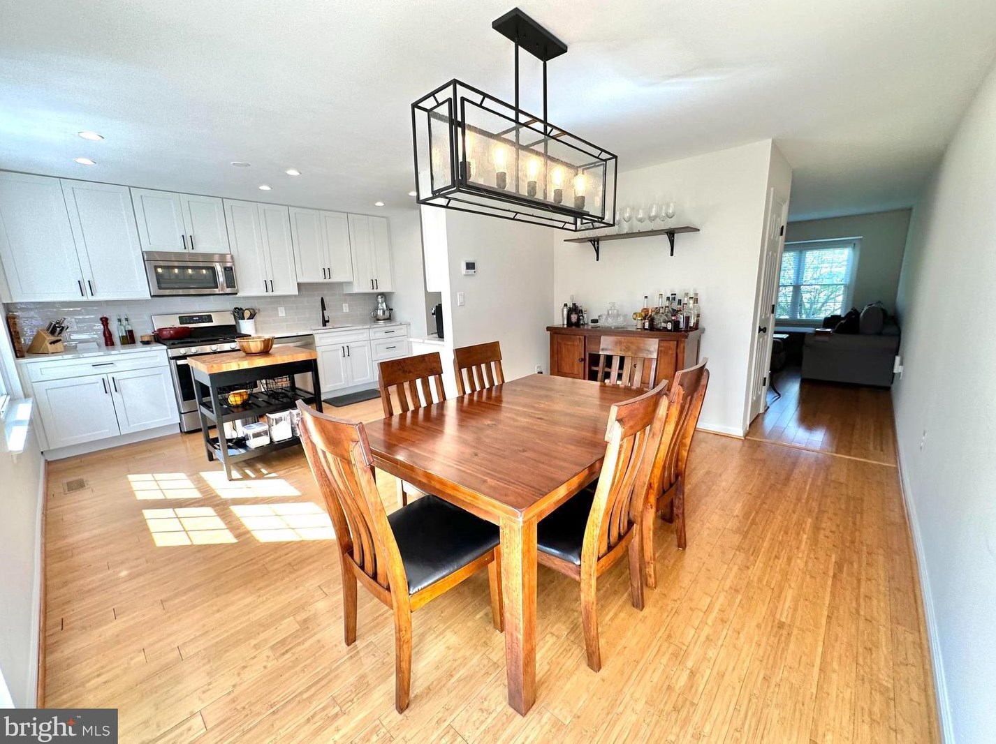 7740 Asterella Ct, Springfield VA  22152-3141 exterior