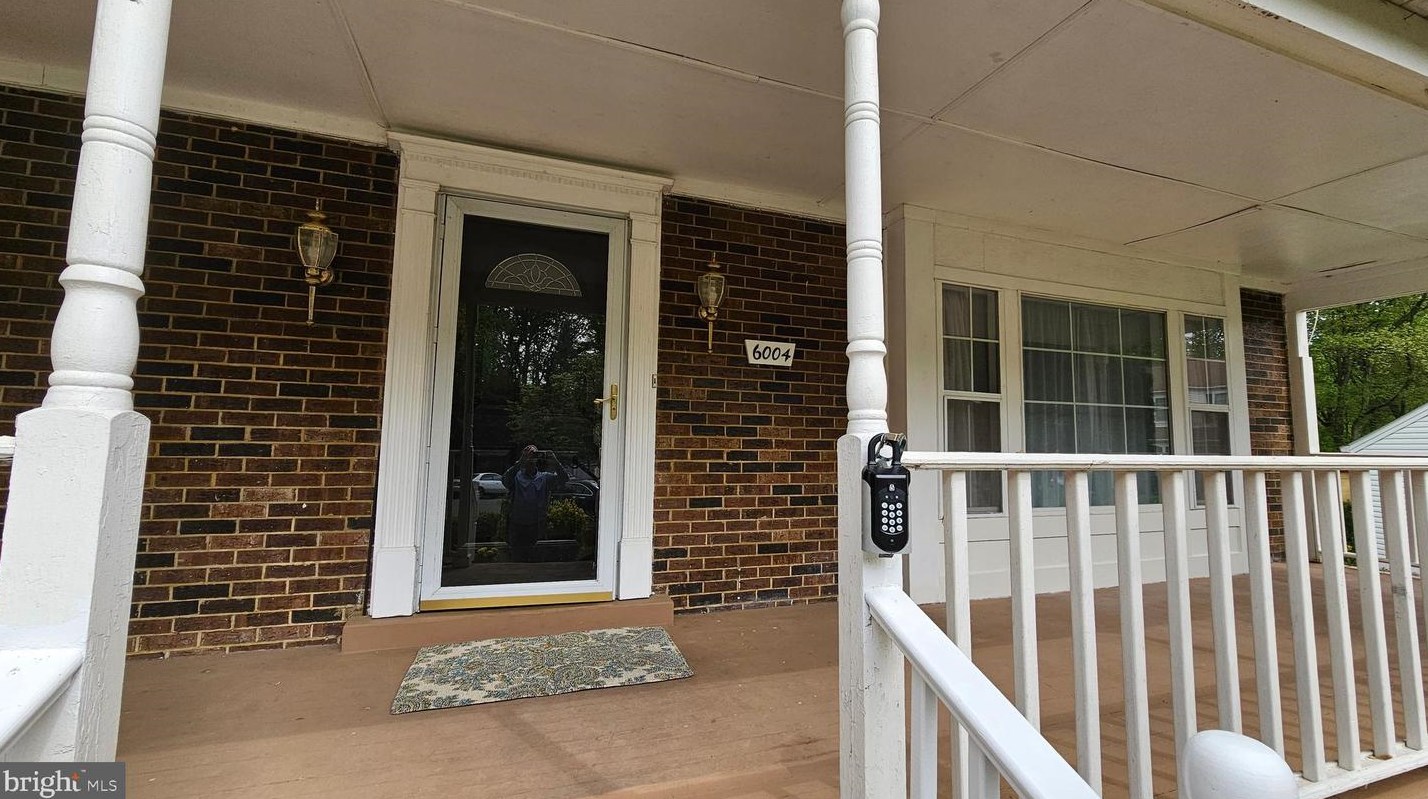 6004 Harvester Ct, Springfield, VA 22015
