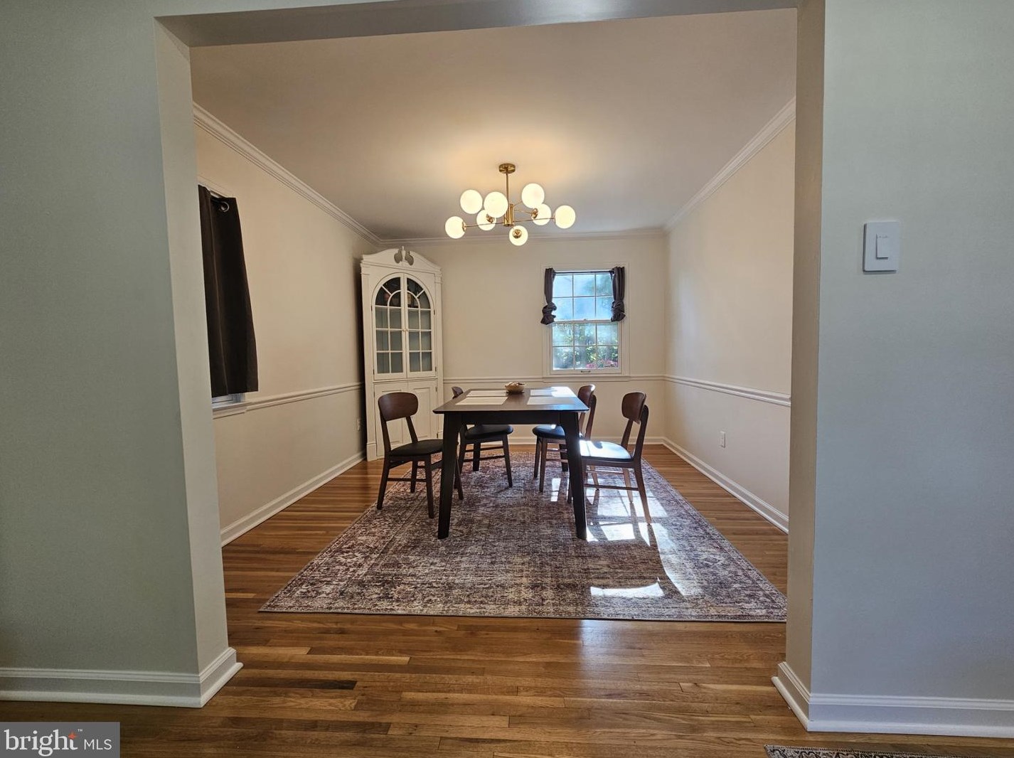 8319 Carrleigh Pkwy, Springfield VA  22152-1824 exterior