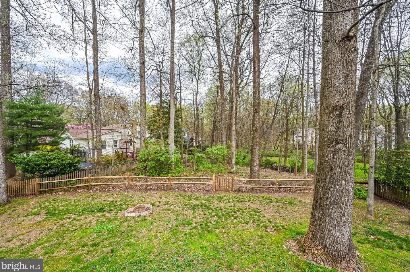 10022 Wards Grove Cir, Springfield, VA 22015-2913