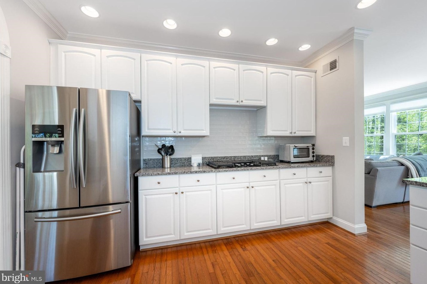 4020 Rosemeade Dr, Fairfax VA  22033-2872 exterior