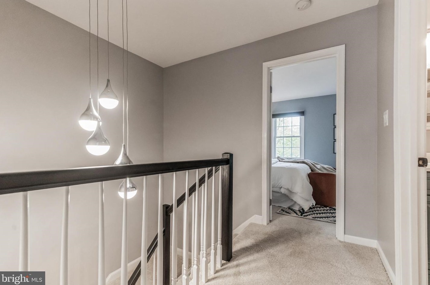 7302 Eggar Woods Ln, Springfield VA  22153-2012 exterior