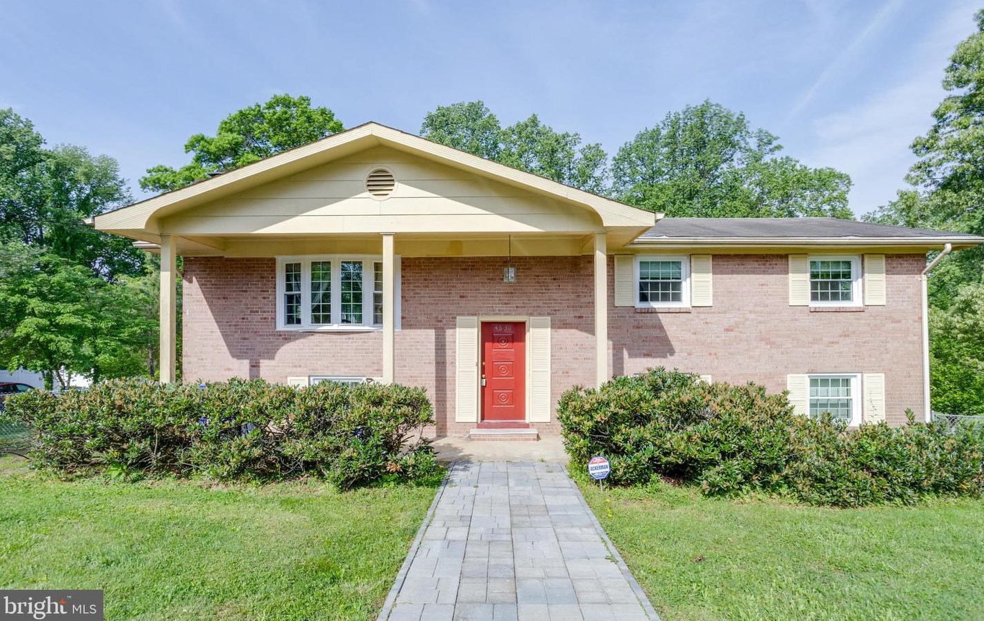 4630 Holly Ave, Fairfax, VA 22030