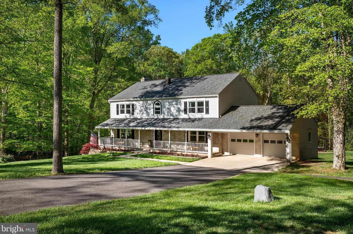 10834 Henderson Rd, Fairfax, VA 22039-2224