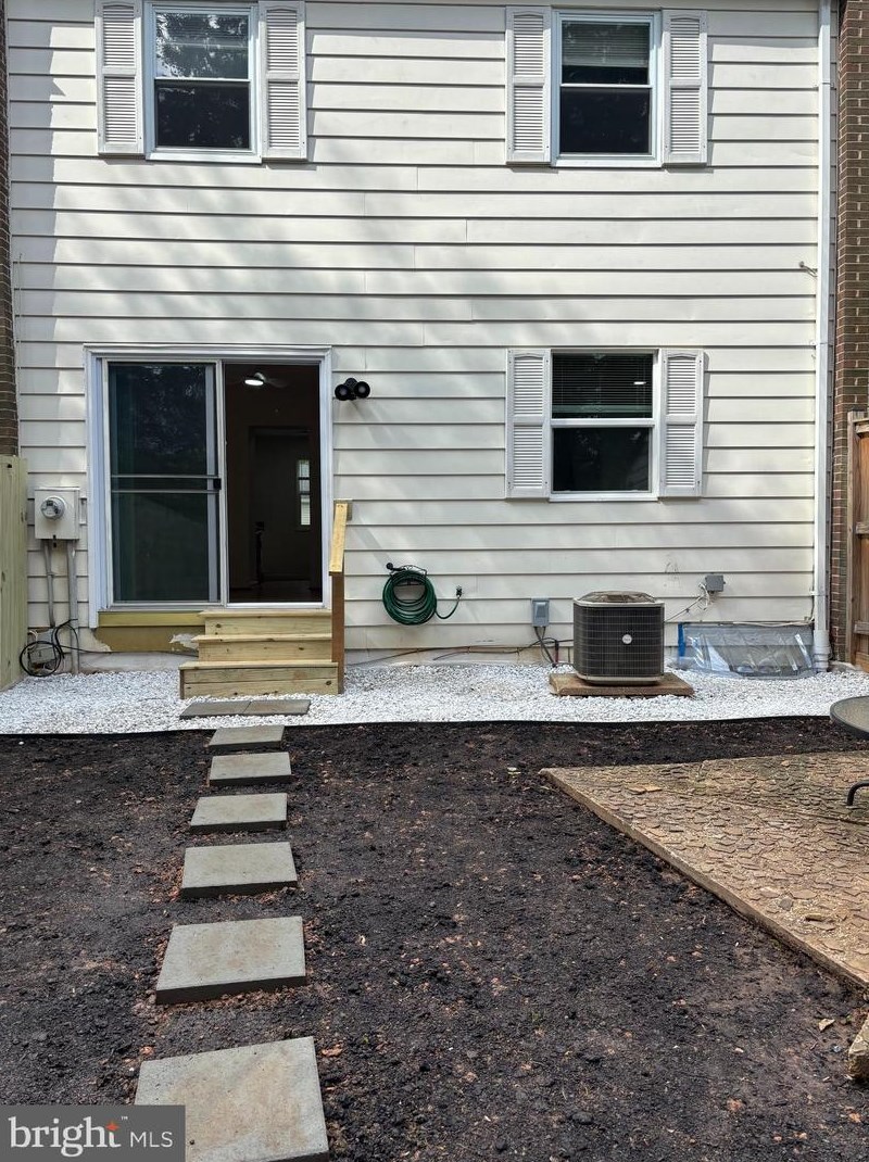 5021 Tibbitt Ln, Springfield, VA 22015
