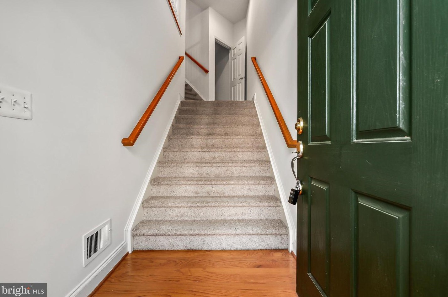 8318 Dockray Ct, Lorton, VA 22079