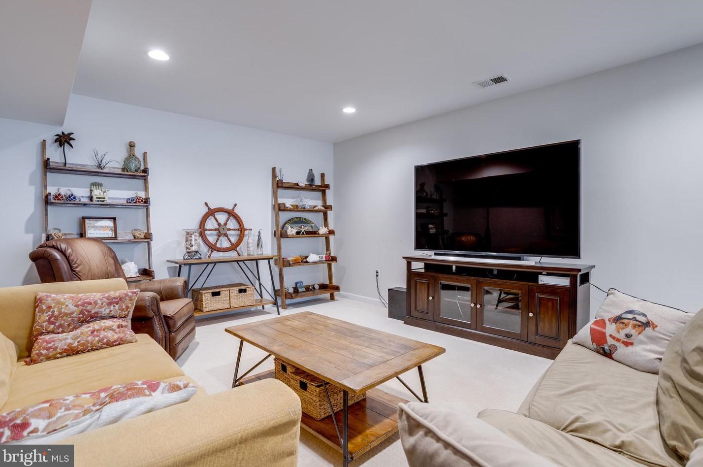 11931 Washington St, Fairfax VA  22030-5740 exterior