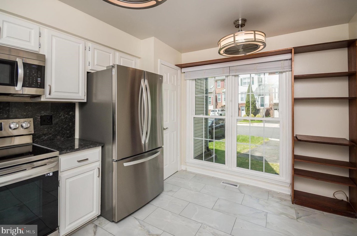 7431 Ridge Oak Ct, Springfield VA  22153-1914 exterior