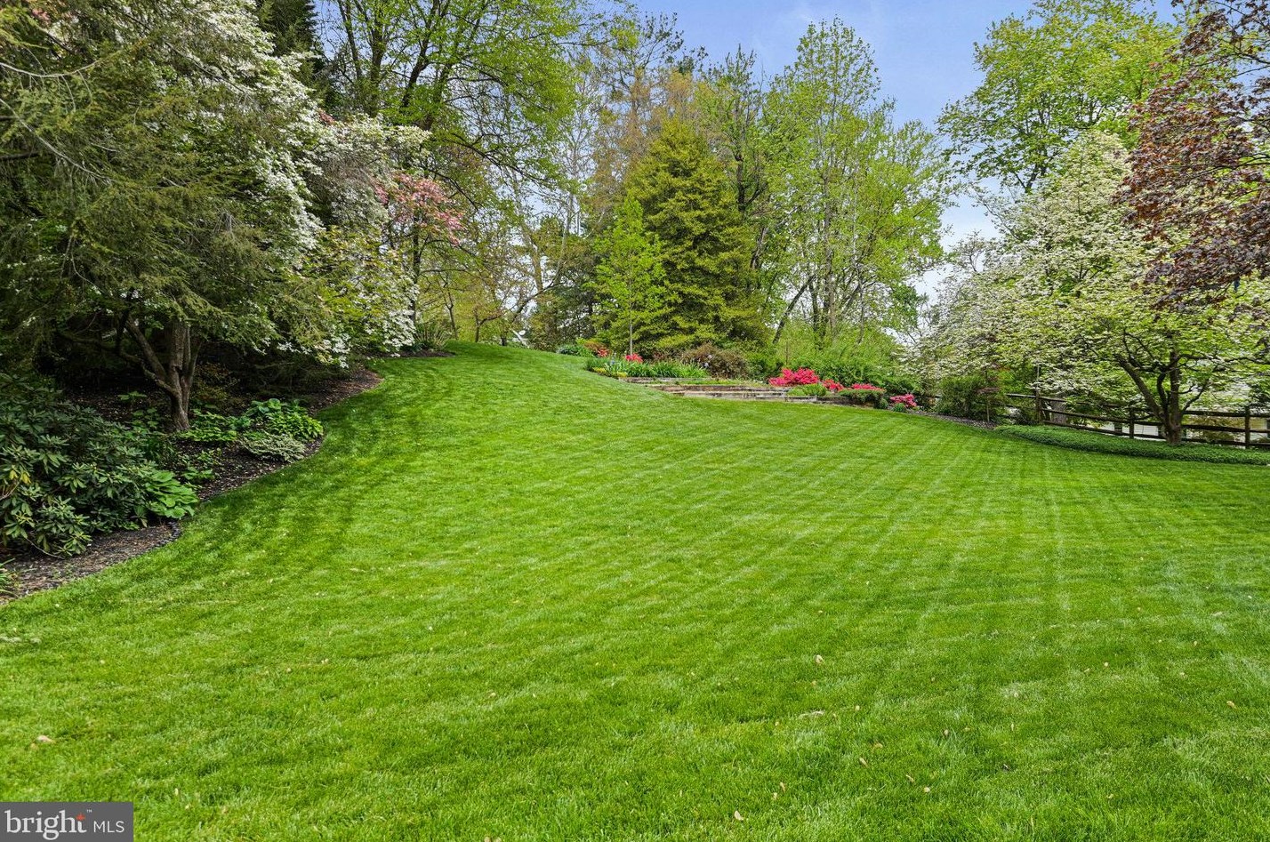 10312 Mountington Ct, Vienna, VA 22182-1835