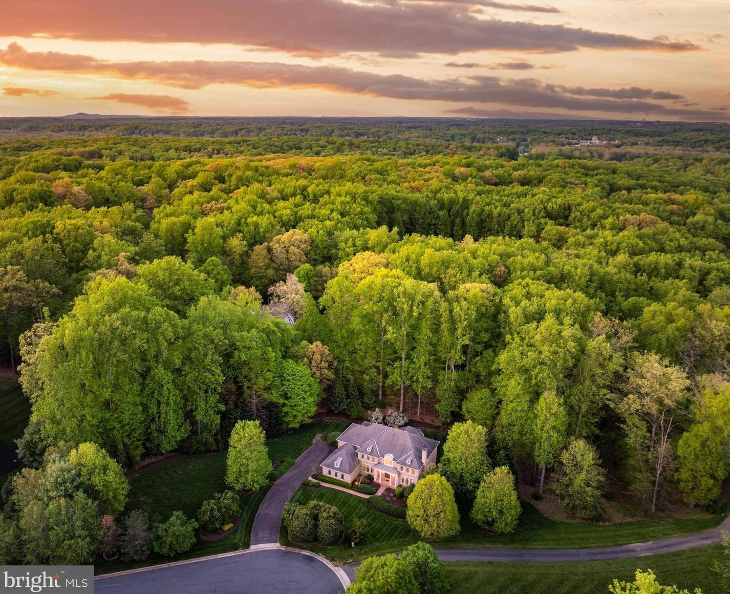 9304 Fitz Folly Dr, Great Falls, VA 22066