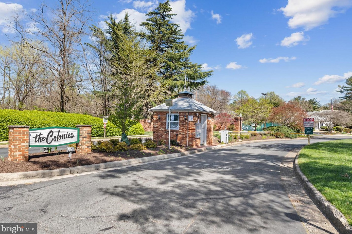 7600 Tremayne Pl, Mc Lean VA  22102-7618 exterior