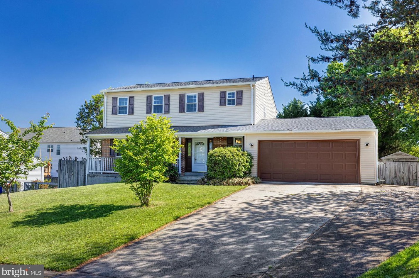 1313 Bayshire Ln, Herndon, VA 20170