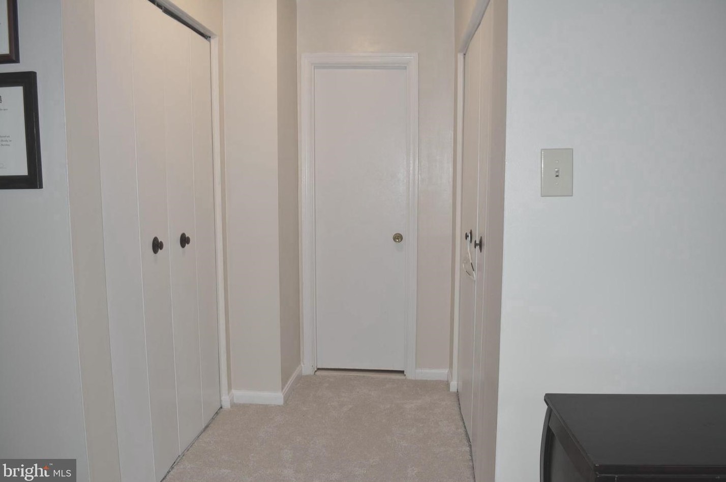 8054 Powderbrook Ln, Springfield VA  22153-2926 exterior