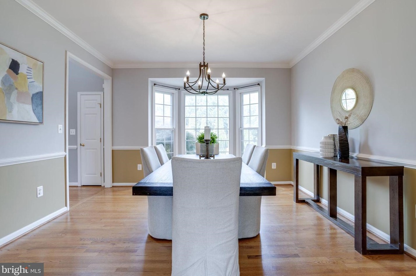 5193 Ox Rd, Fairfax VA  22030-4515 exterior