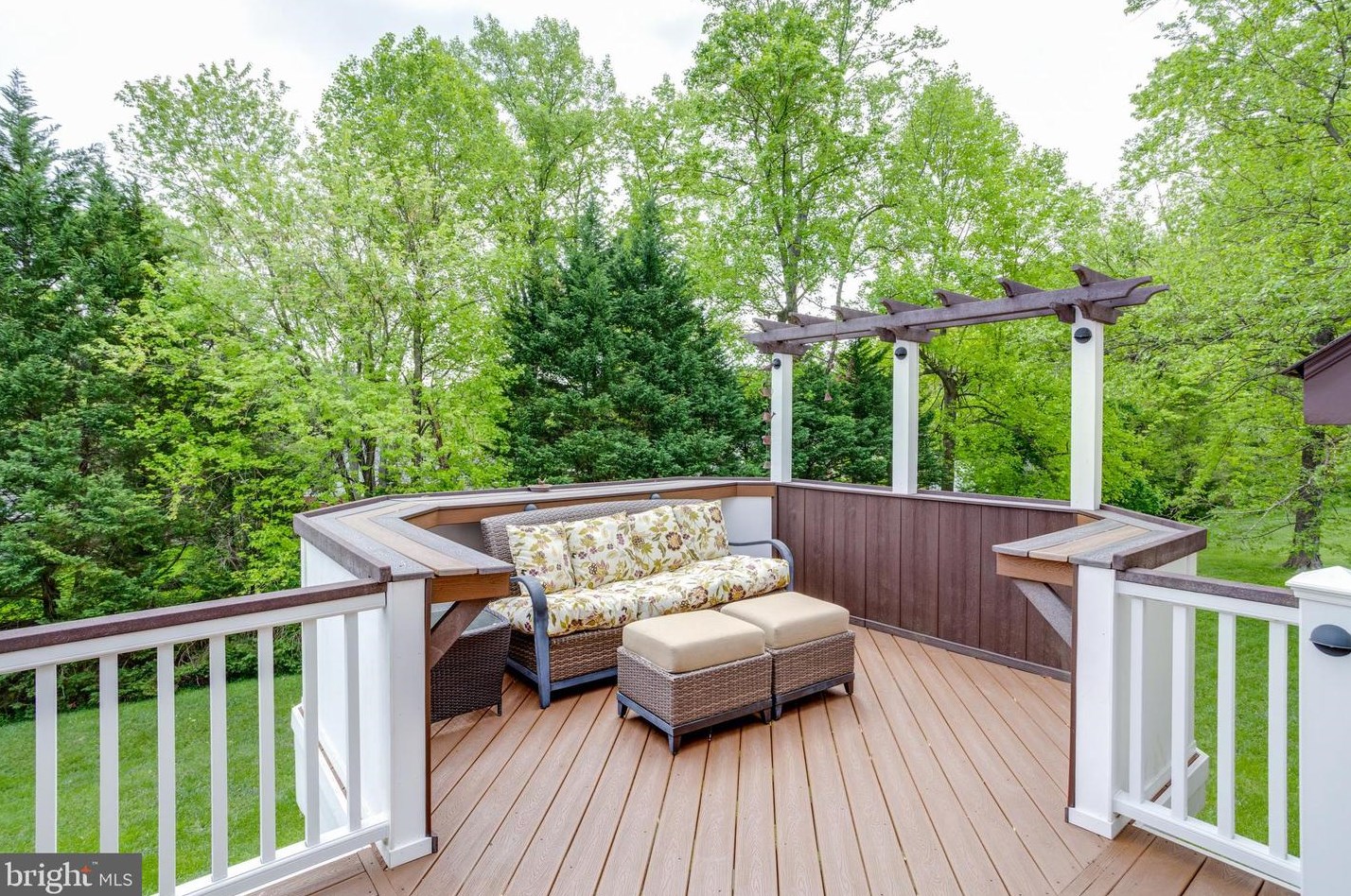 5193 Ox Rd, Fairfax VA  22030-4515 exterior