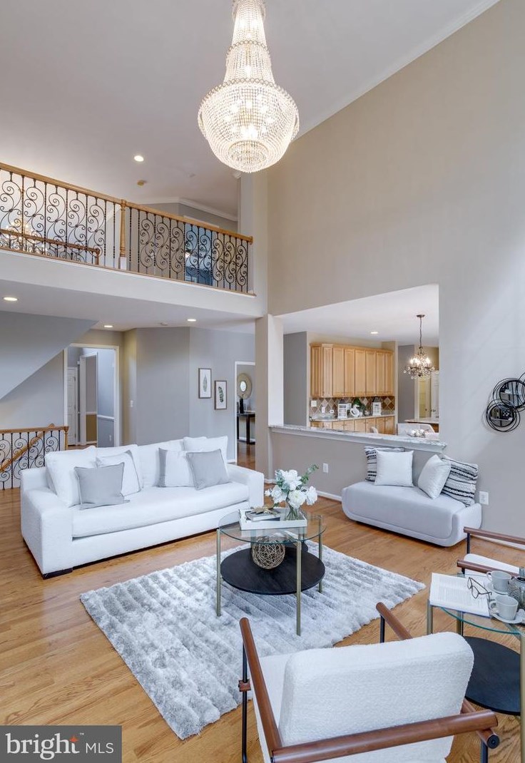 5193 Ox Rd, Fairfax VA  22030-4515 exterior