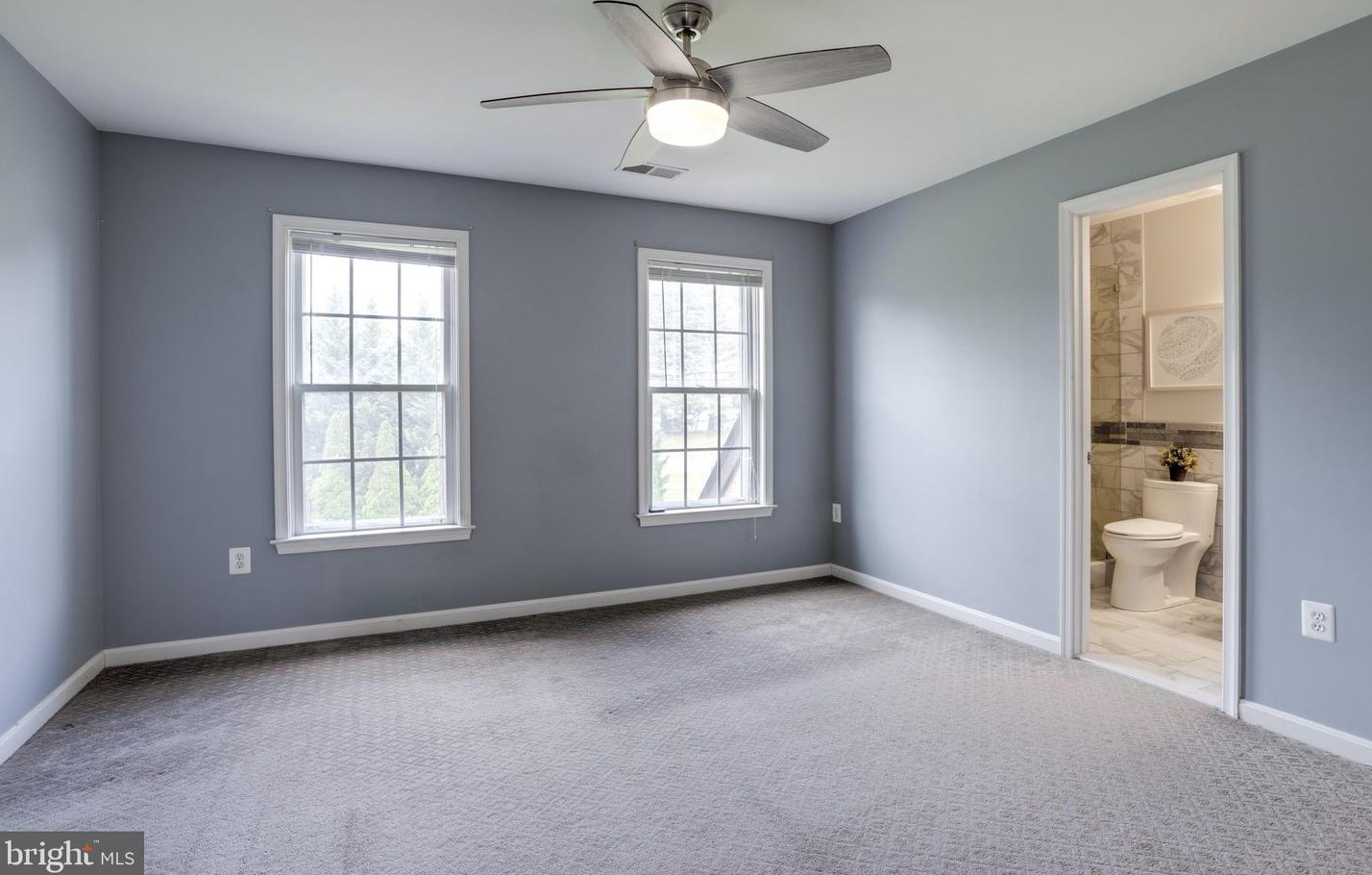 5193 Ox Rd, Fairfax VA  22030-4515 exterior