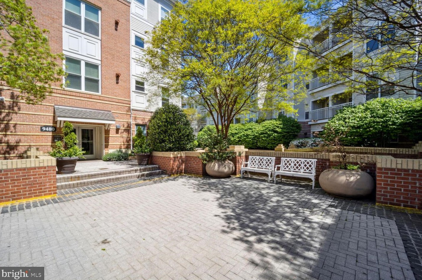 9480 Virginia Center Blvd #322, Vienna, VA 22181