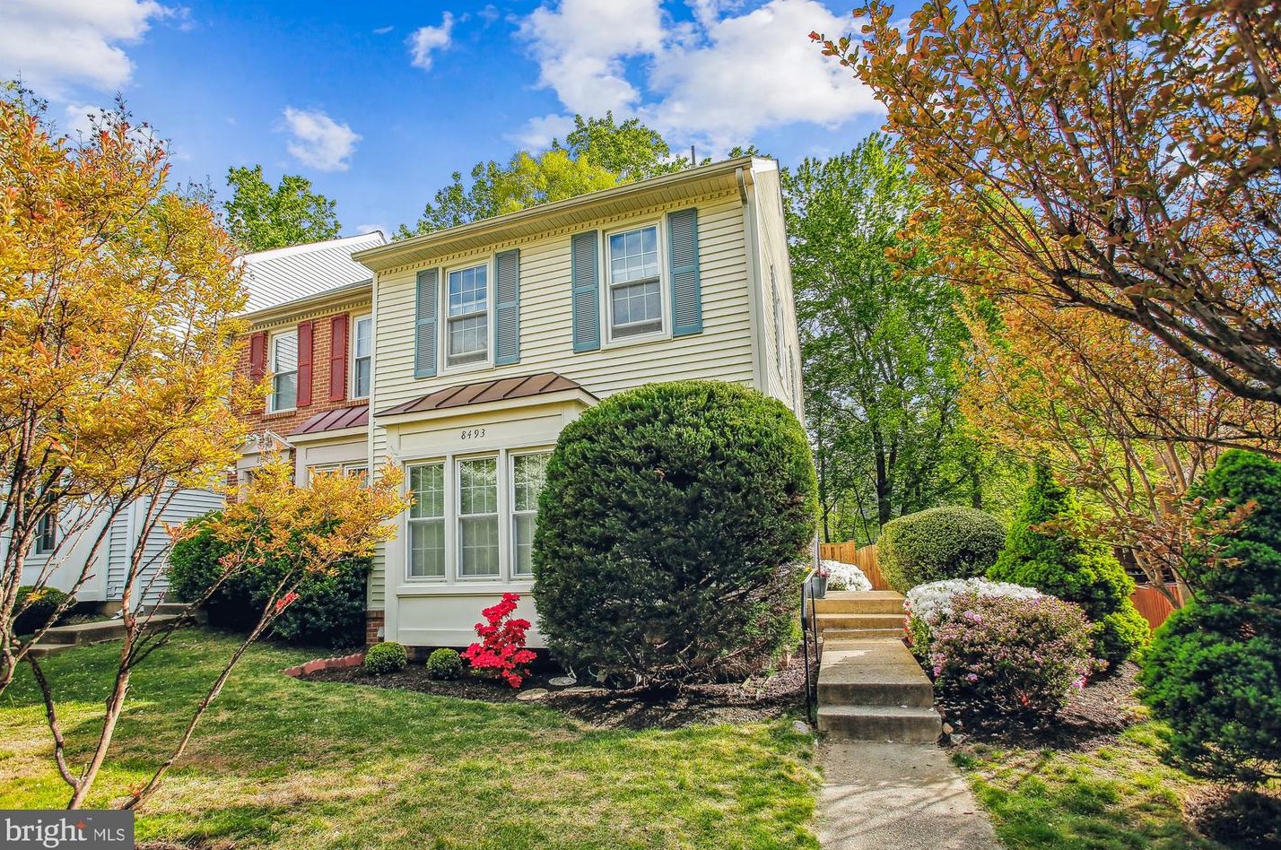 8493 Springfield Oaks Dr, Springfield, VA 22153