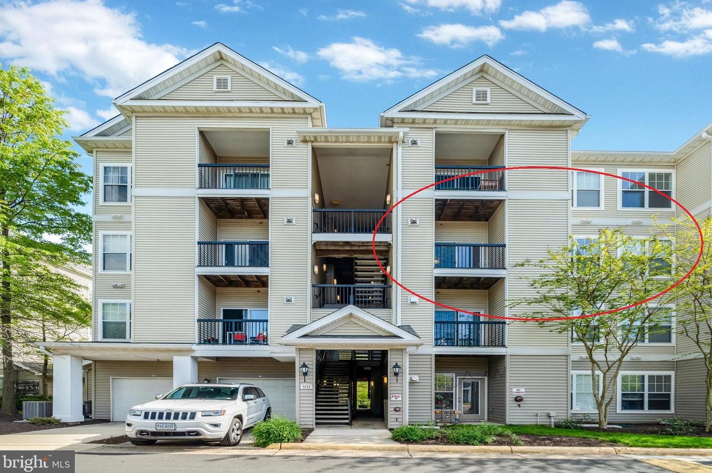 5132 Brittney Elyse Cir #5132i, Centreville, VA 20120