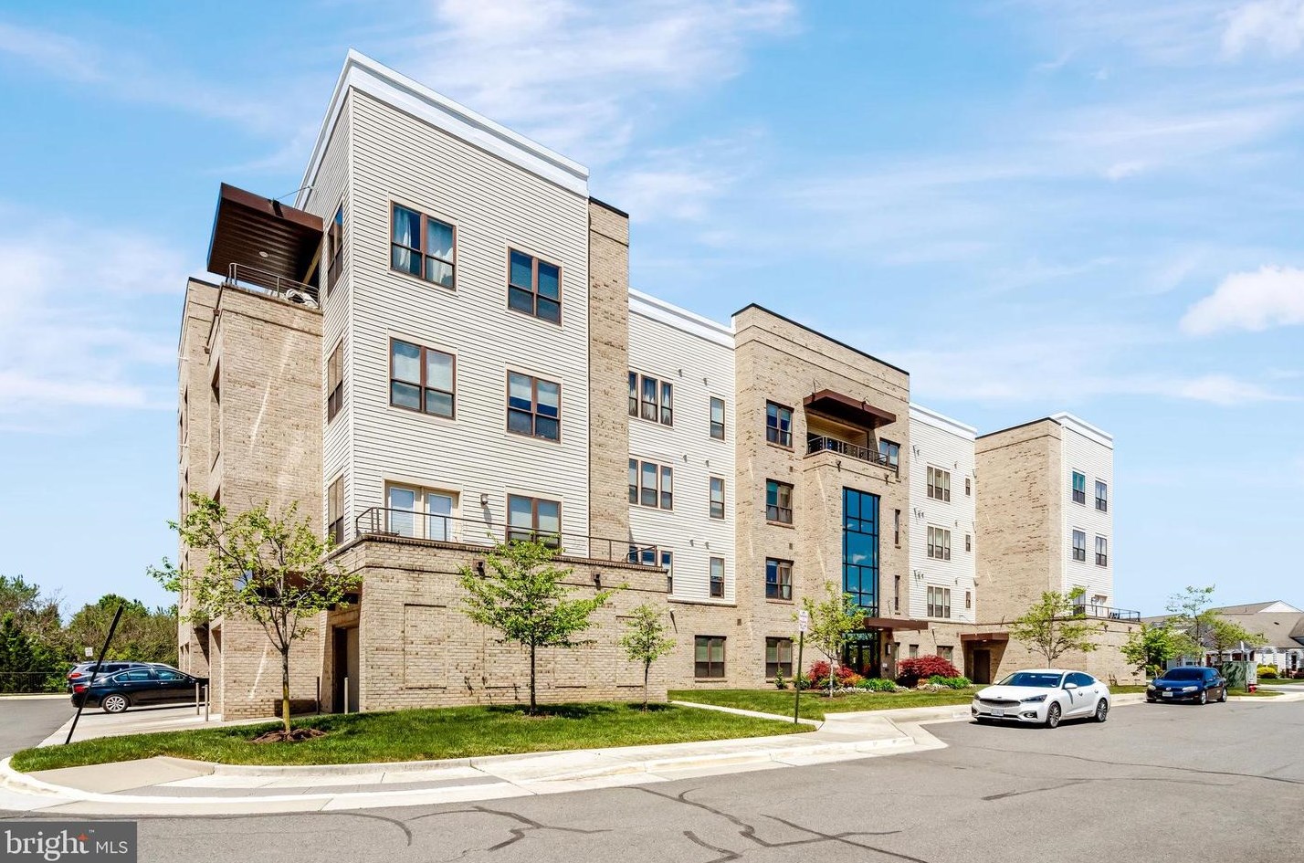 8980 Fascination Ct #111, Lorton, VA 22079