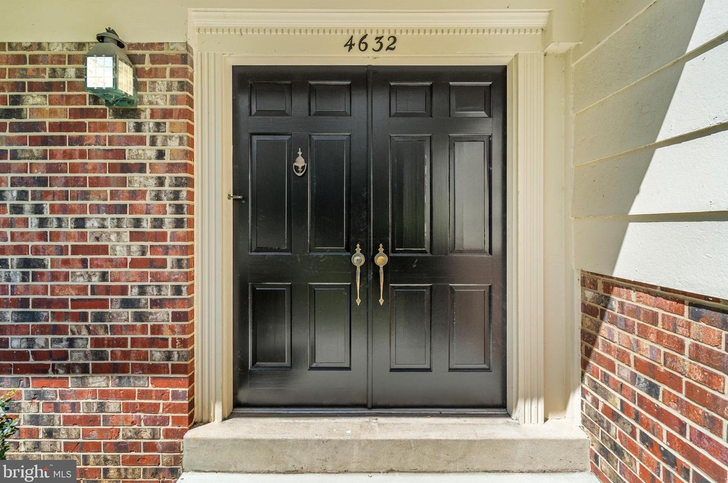 4632 Tara Dr, Fairfax, VA 22032-2035