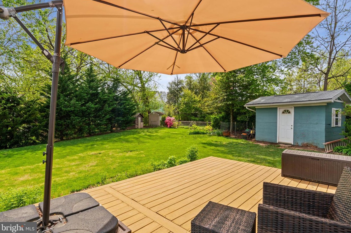 6809 Gouthier Rd, Falls Church VA  22042-2708 exterior