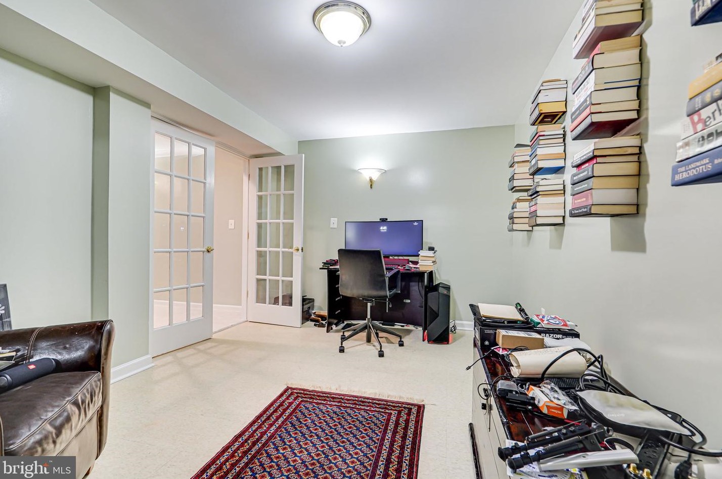 6376 Alderman Dr, Alexandria VA  22315-3731 exterior