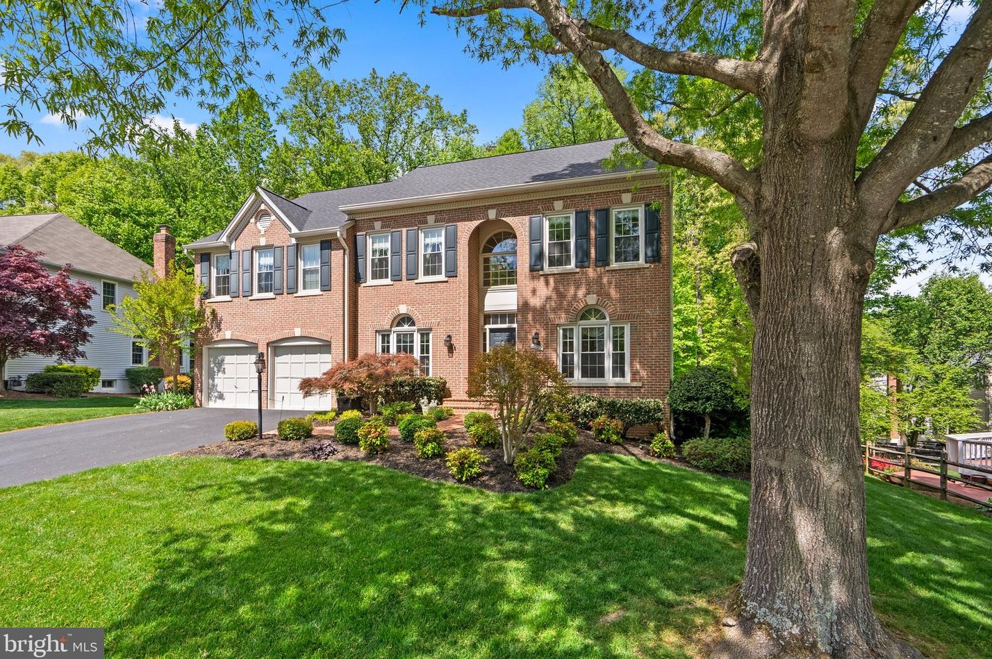 8707 Cross Chase Cir, Fairfax, VA 22039