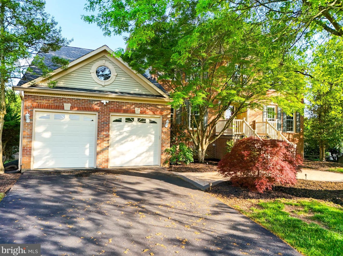 15445 Martins Hundred Dr, Centreville, VA 20120