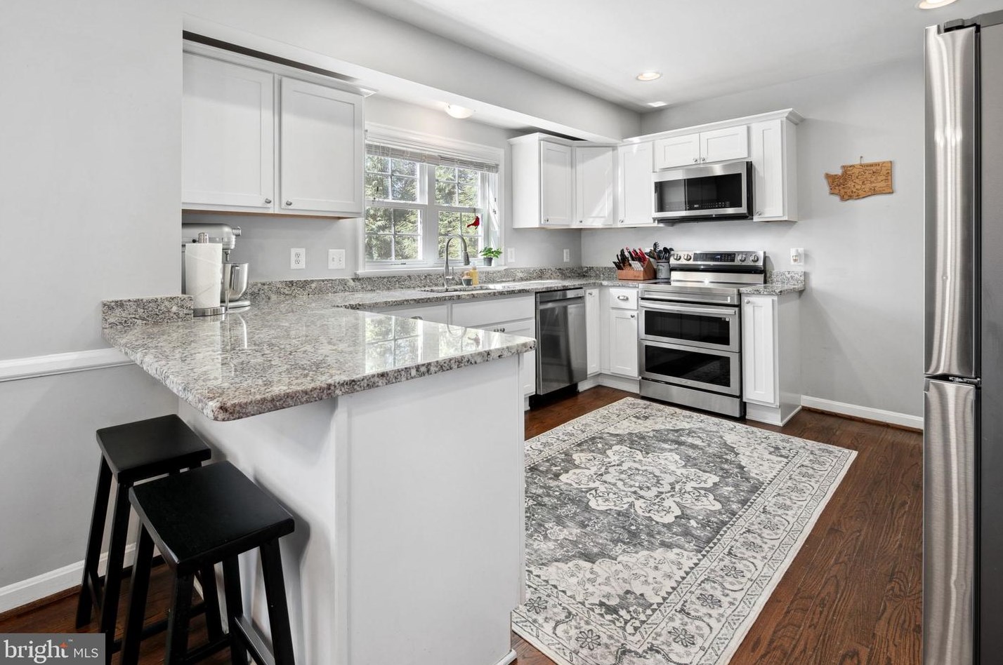 4413 Dolphin Ln, Alexandria VA  22309-3107 exterior