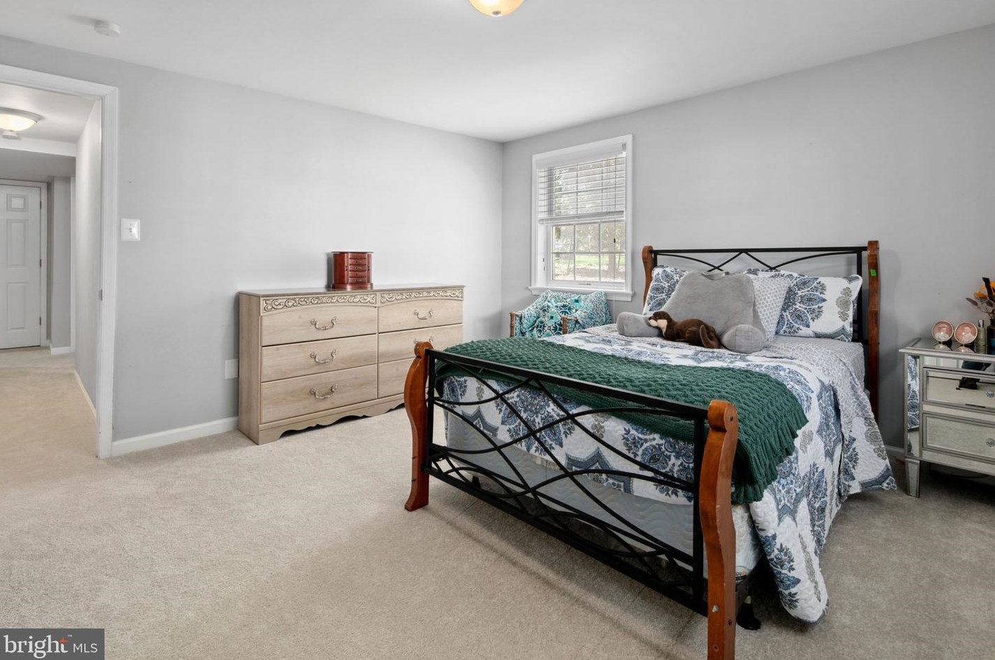 4413 Dolphin Ln, Alexandria VA  22309-3107 exterior