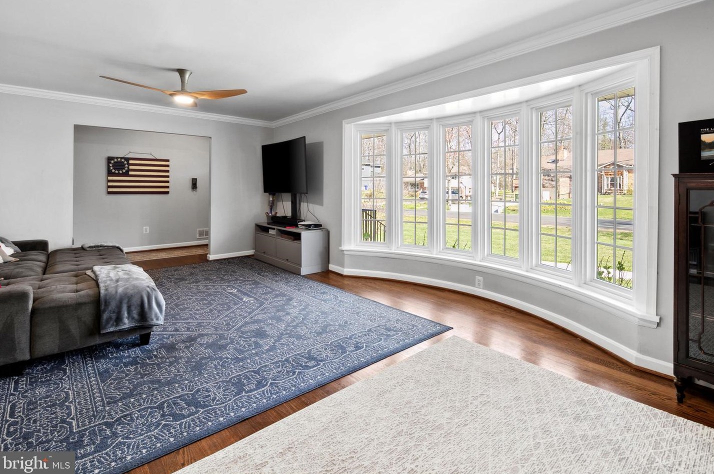 4413 Dolphin Ln, Alexandria VA  22309-3107 exterior