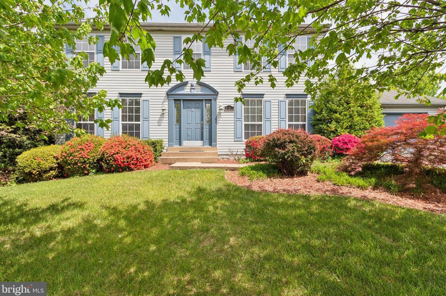 1453 Parkvale Ct, Herndon, VA 20170