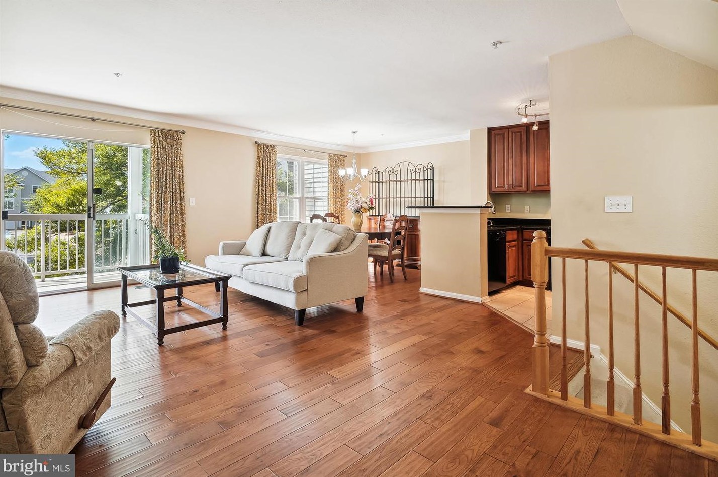 12906 Fair Briar Ln, Fairfax, VA 22033