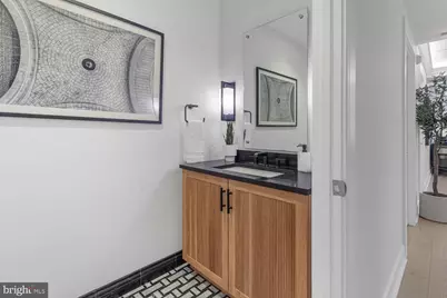 6718 Lowell Avenue #504, McLean, VA 22101 - Photo 8