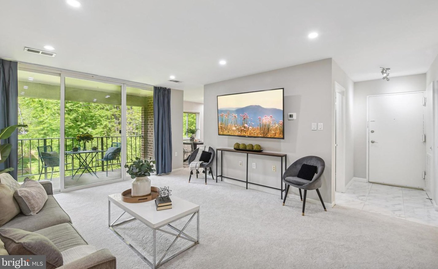 1527 Northgate Square #1527-21c, Herndon, VA 20190