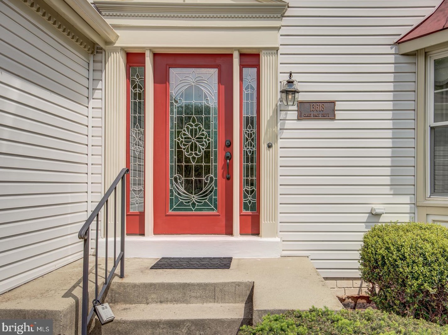 13618 Clary Sage Dr, Fairfax, VA 20151