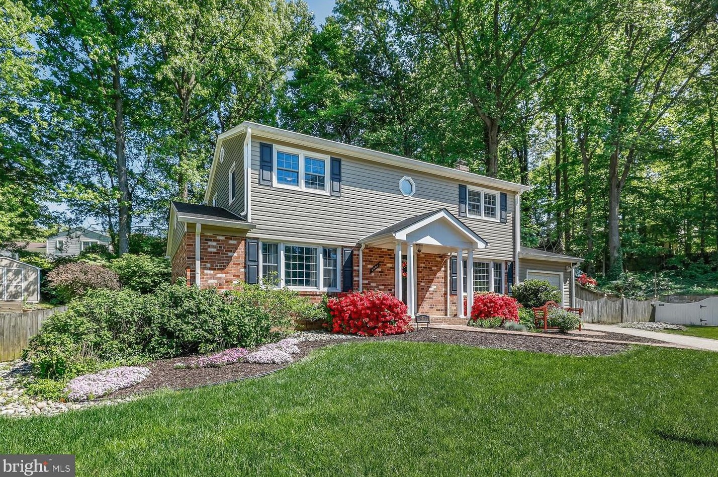 6803 Jackie Deneese Ct, Springfield VA  22152-2627 exterior