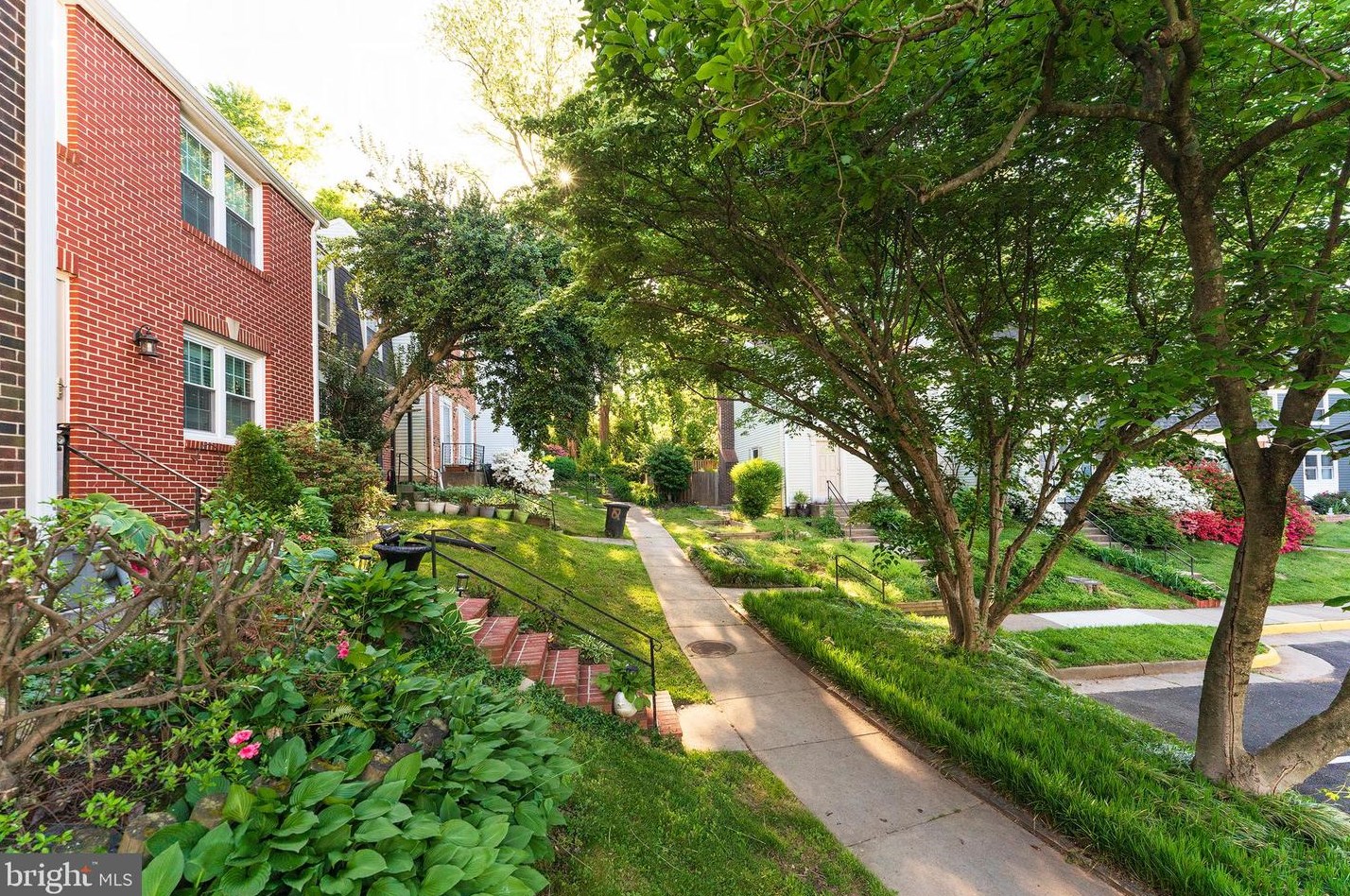 2926 Piney Grove Ct, Fairfax, VA 22031-2062
