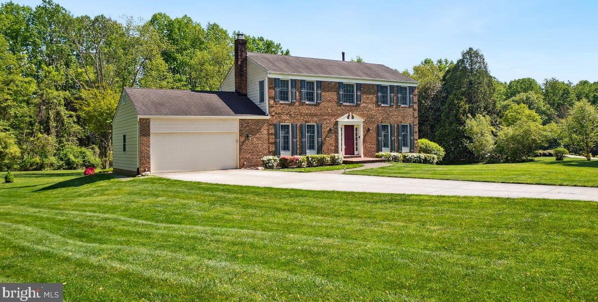 10505 Clipper Dr, Fairfax, VA 22039-1909