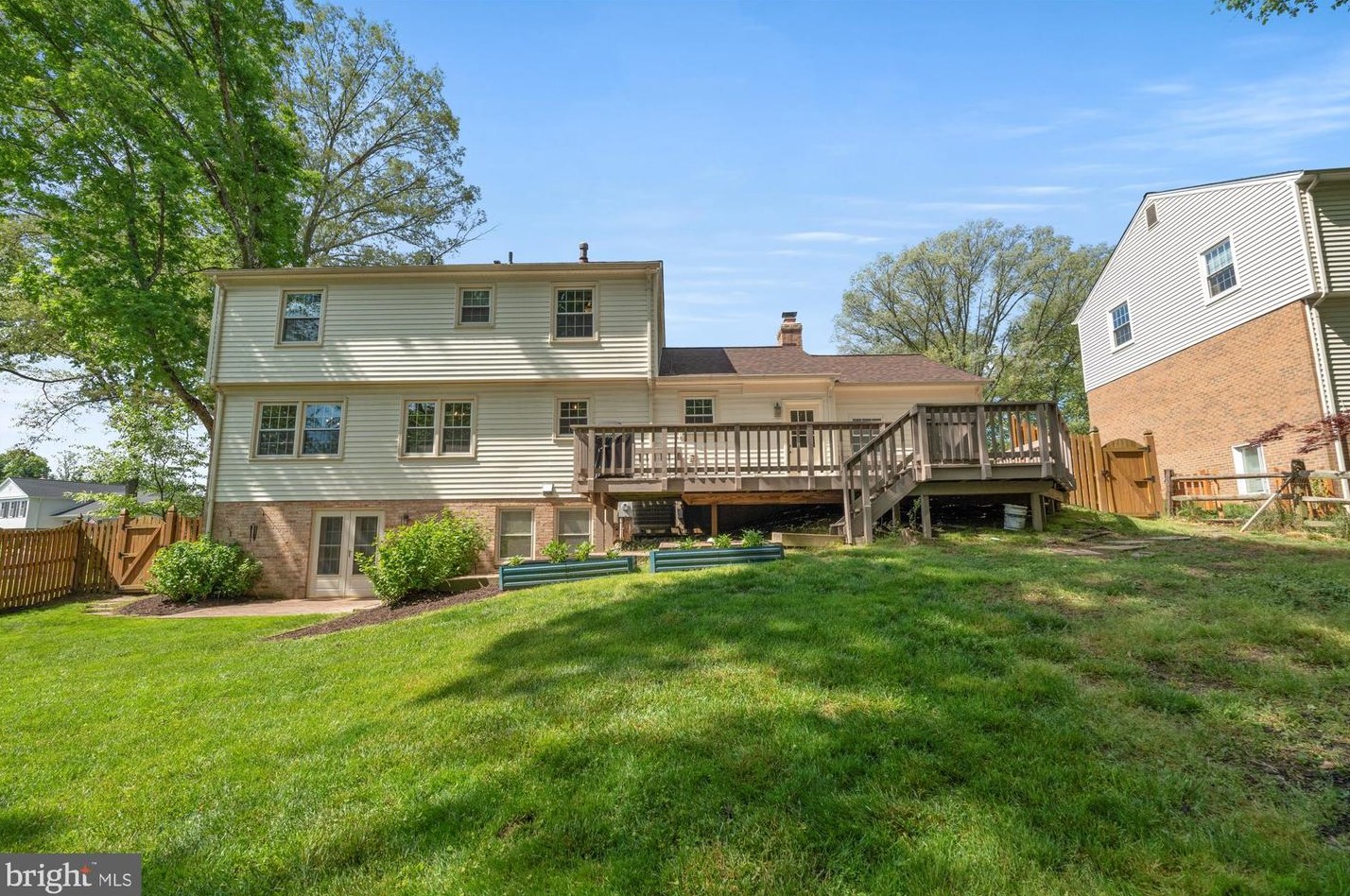 10904 Spurlock Ct, Fairfax VA  22032-3031 exterior