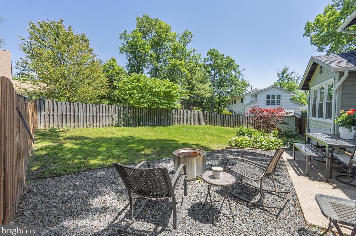 6804 Northfield Dr, Annandale, VA 22003-3408