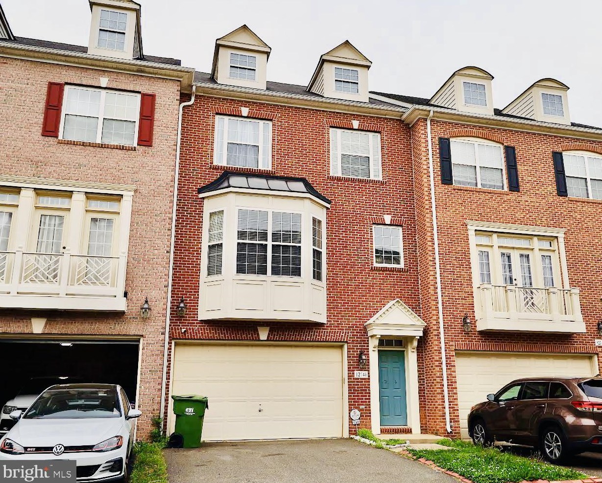 12148 Monteith Ln, Fairfax, VA 22030-6260