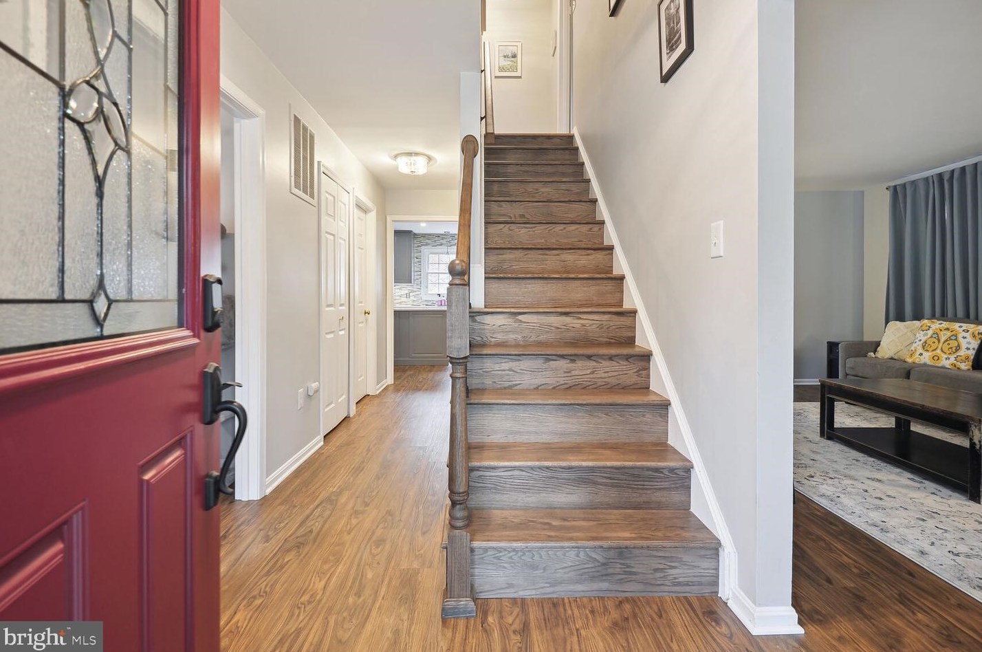 13030 Farthingale Dr, Herndon, VA 20171